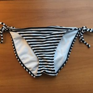 Black and white tied bikini bottoms